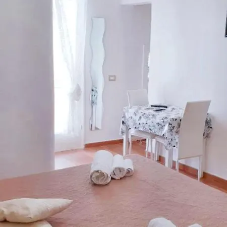 Apartment Charming In With Terrace. *