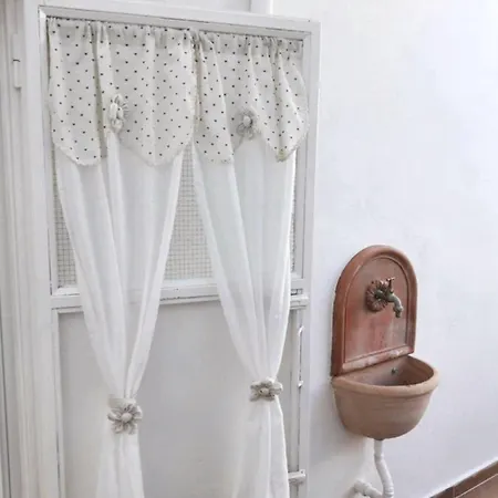 Charming In With Terrace. Apartment Polignano a Mare