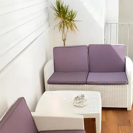 Charming In With Terrace.